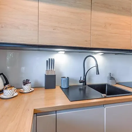 Sutileza 9 C - Perlowa Przystan *