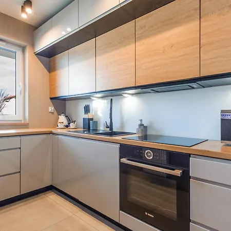 Sutileza 9 C - Perlowa Przystan Колобжег